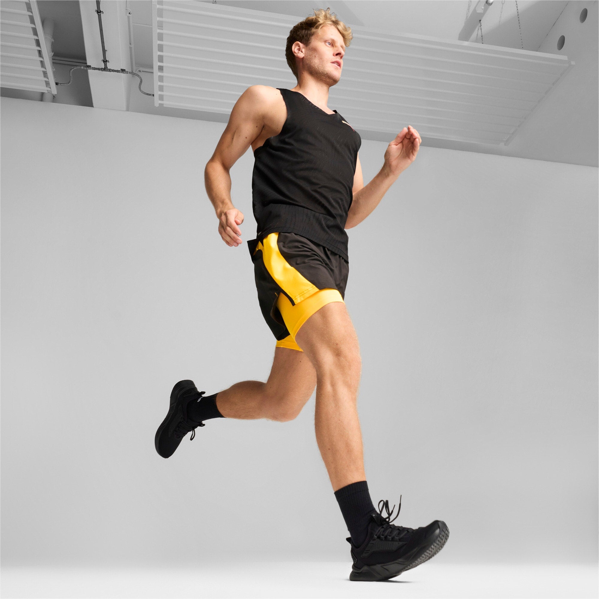 Puma Mens Retaliate 3