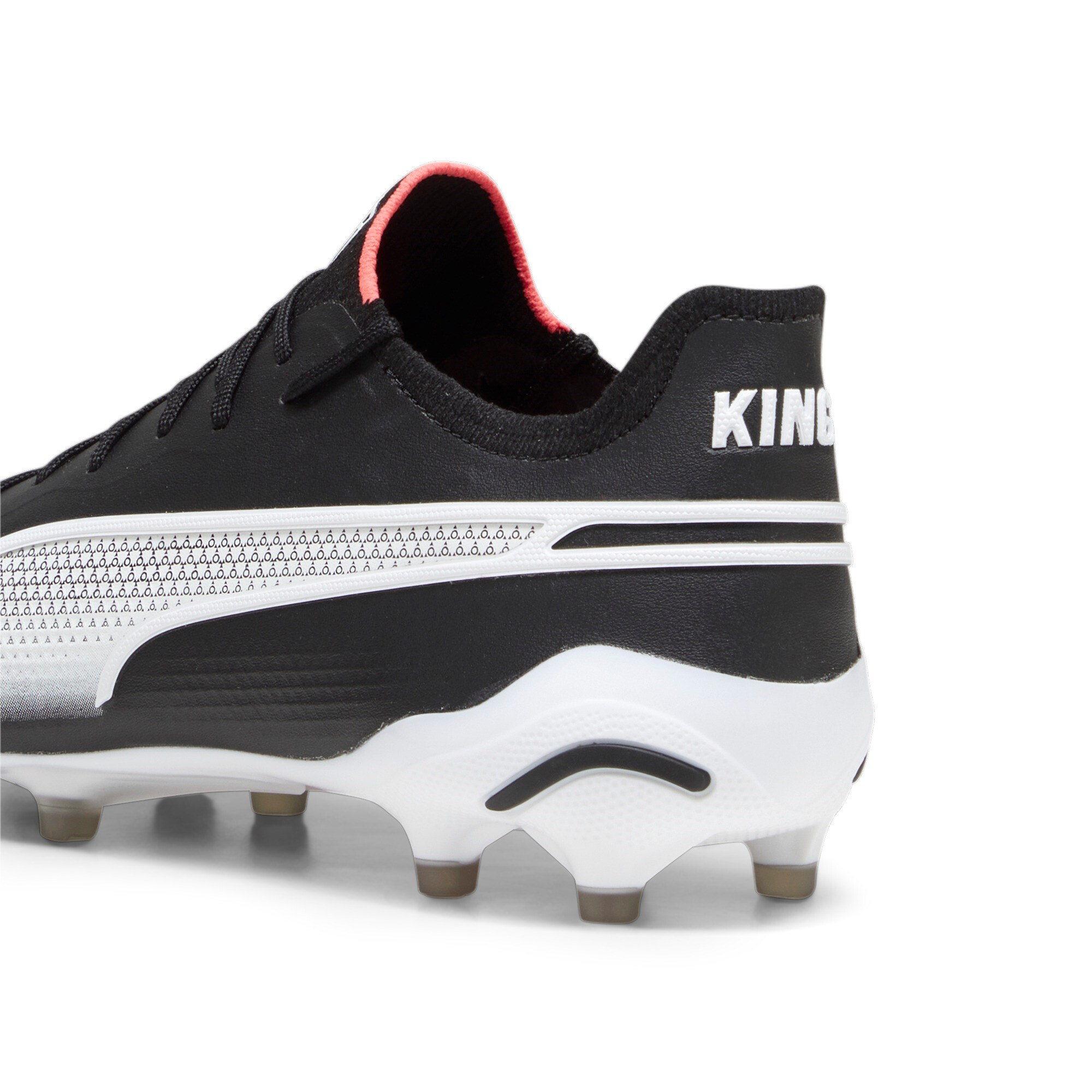 Puma King Ultimate FG (Size 8 Only)